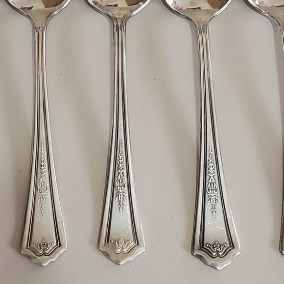 6 Vintage Manor A1 by R & B International Silver Silverplate Teaspoons 1923 - Picture 2 of 11